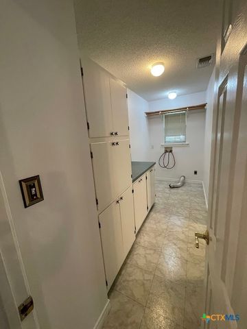 1640 Lonesome, Canyon Lake, TX 78133