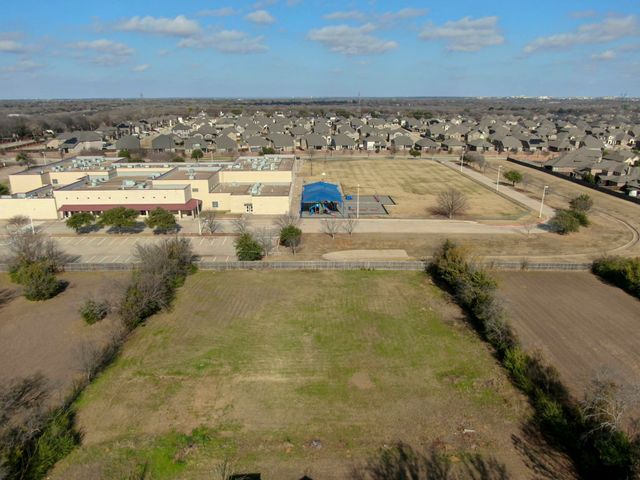 3107 Russell Road, Arlington, TX 76001