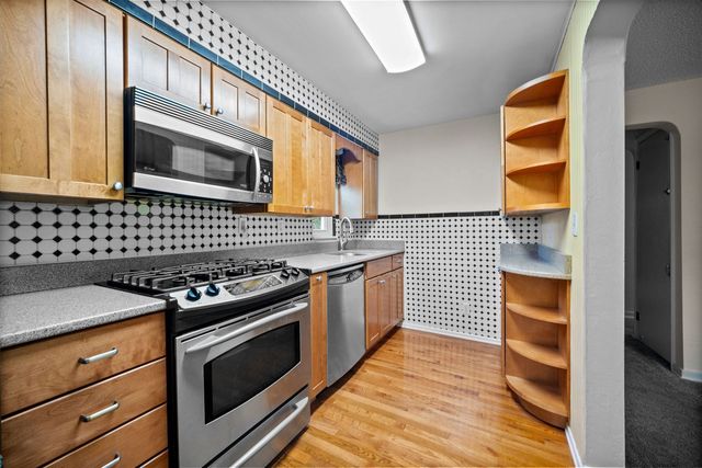294 McMurray Rd. ROAD, Upper St Clair, PA 15241