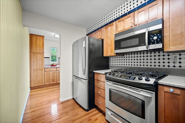 294 McMurray Rd. ROAD, Upper St Clair, PA 15241