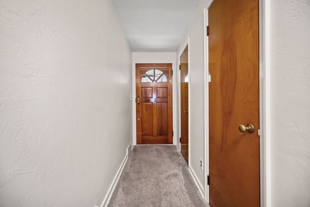 294 McMurray Rd. ROAD, Upper St Clair, PA 15241