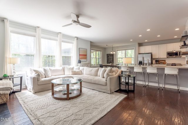 420 Coach House Lane, Hillsborough, NC 27278