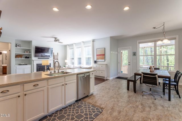 420 Coach House Lane, Hillsborough, NC 27278