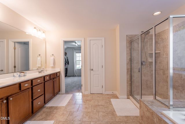 420 Coach House Lane, Hillsborough, NC 27278