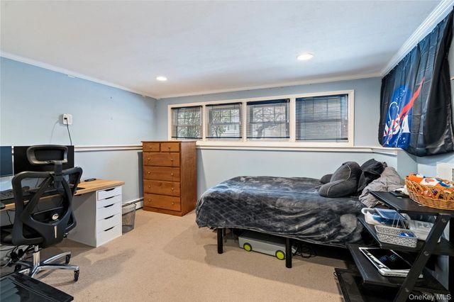 6 Stimson Place, Huntington, NY 11743