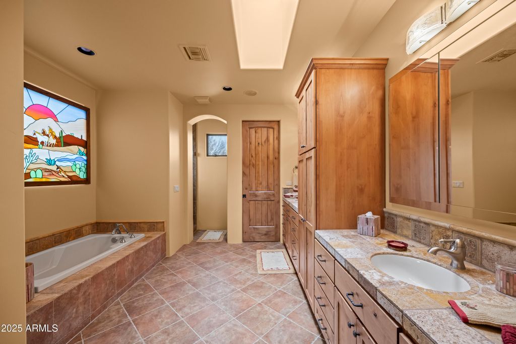 Image 23 of property listing at 18300 E ADOBE Way, Rio Verde, AZ 85263