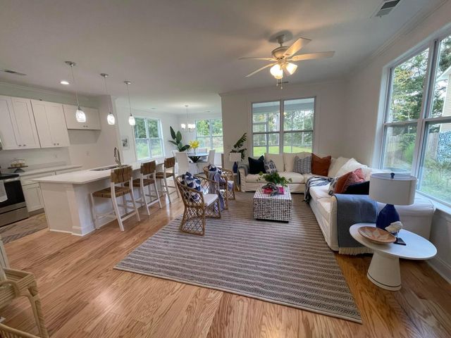 254 W Smith Street, Summerville, SC 29485