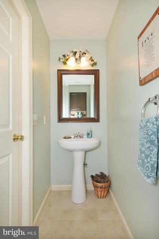 21 BEVERLY DR, Myerstown, PA 17067
