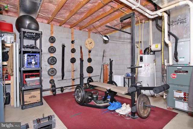 21 BEVERLY DR, Myerstown, PA 17067