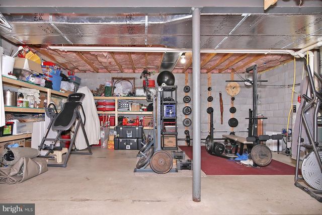 21 BEVERLY DR, Myerstown, PA 17067