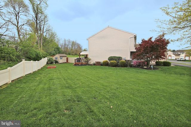 21 BEVERLY DR, Myerstown, PA 17067