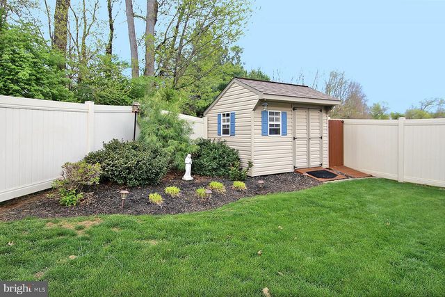 21 BEVERLY DR, Myerstown, PA 17067