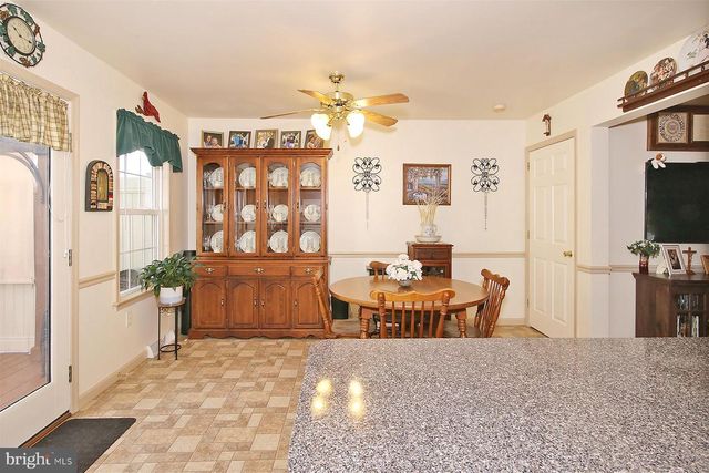 21 BEVERLY DR, Myerstown, PA 17067