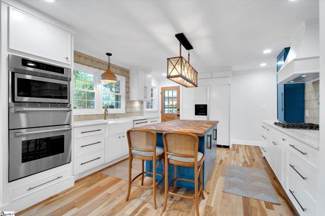 510 Asbury Circle, Easley, SC 29640
