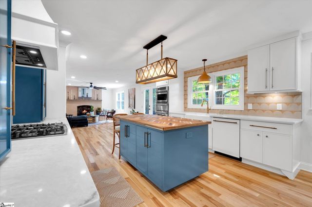 510 Asbury Circle, Easley, SC 29640