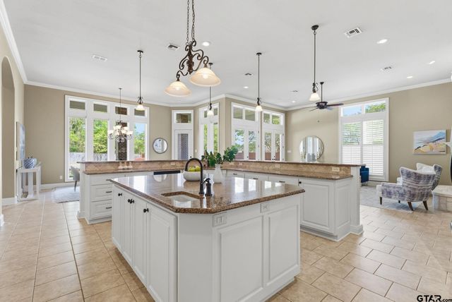 3026 Concord Pl., Tyler, TX 75701