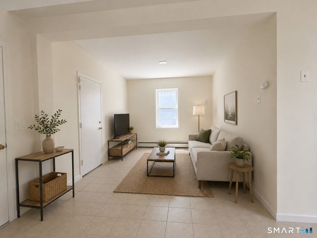 236 Greenwich Avenue 11, Stamford, CT 06902