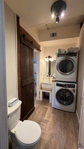 910 Laurel Avenue, Macon, GA 31211