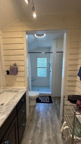 910 Laurel Avenue, Macon, GA 31211