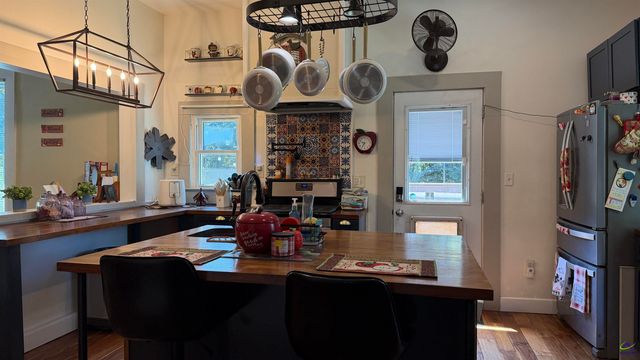 910 Laurel Avenue, Macon, GA 31211