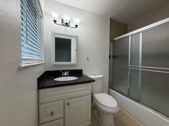 7430 Cosgrove Way, Sacramento, CA 95822