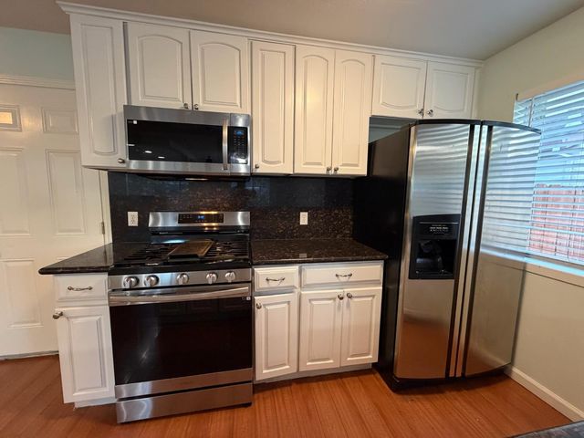 7430 Cosgrove Way, Sacramento, CA 95822