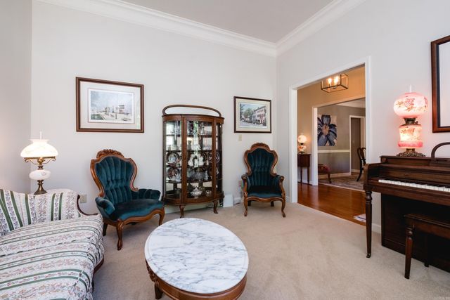 7 Chalmette Court, Little Rock, AR 72211