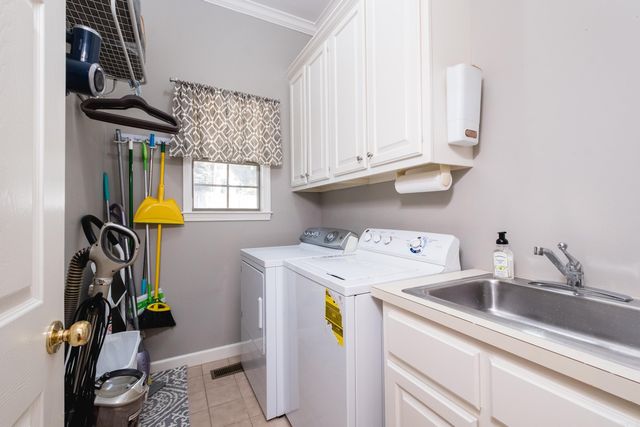 7 Chalmette Court, Little Rock, AR 72211