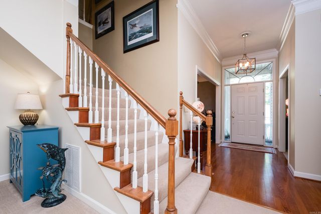 7 Chalmette Court, Little Rock, AR 72211