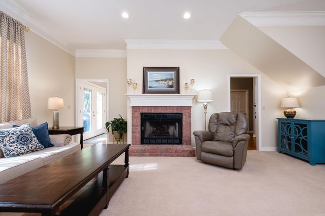 7 Chalmette Court, Little Rock, AR 72211