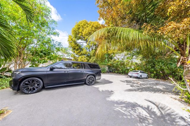 3453 SW 23rd Ter 1, Miami, FL 33145