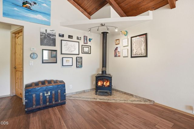 1975 NE Butler Market Road, Bend, OR 97701