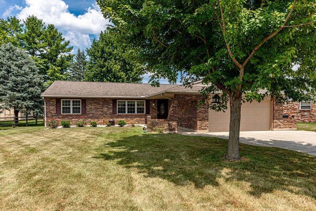 8254 Meadowlark Drive, Carlisle, OH 45005