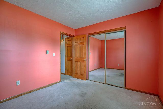 8254 Meadowlark Drive, Carlisle, OH 45005