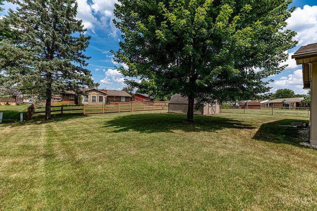 8254 Meadowlark Drive, Carlisle, OH 45005