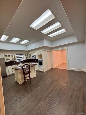 101 W Harvey Street, Mcallen, TX 78501