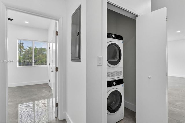 655 NW 24 avenue, Fort Lauderdale, FL 33311