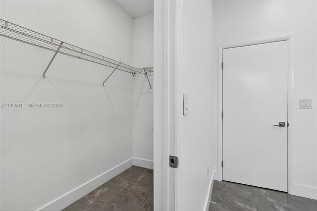 655 NW 24 avenue, Fort Lauderdale, FL 33311