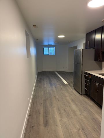 3329 W Van Buren Street G, Chicago, IL 60624