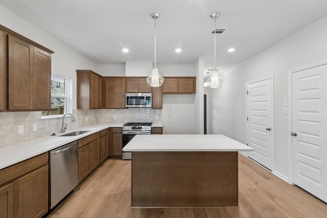 3410 Morning Fog Drive, Richmond, TX 77406