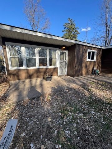1103 37th St Court, Moline, IL 61265