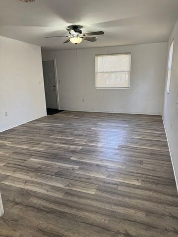 1103 37th St Court, Moline, IL 61265