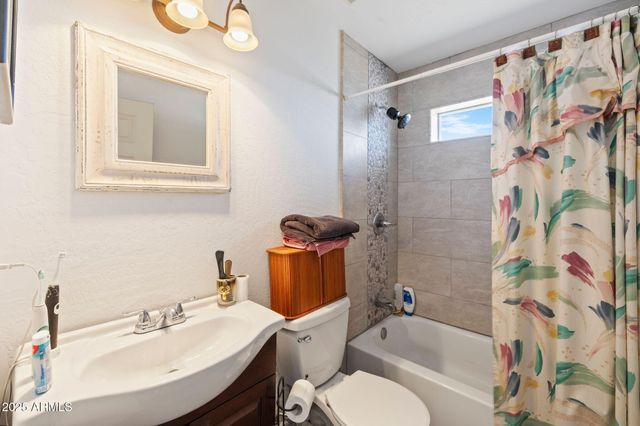 17200 S Dripping Springs Road, Mayer, AZ 86333