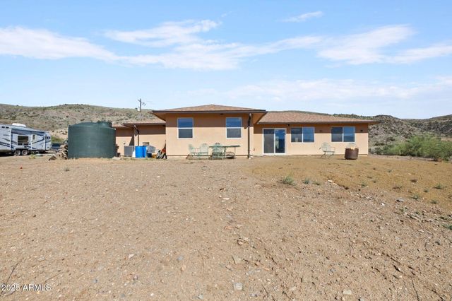 17200 S Dripping Springs Road, Mayer, AZ 86333