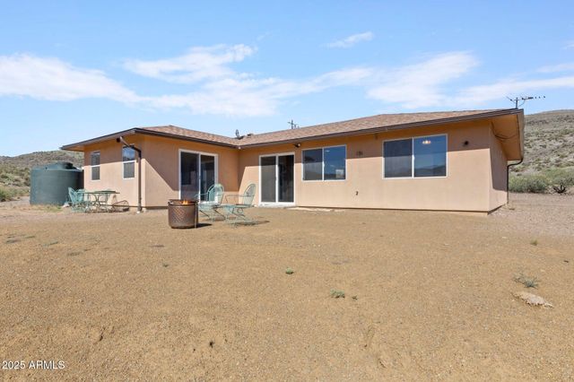 17200 S Dripping Springs Road, Mayer, AZ 86333