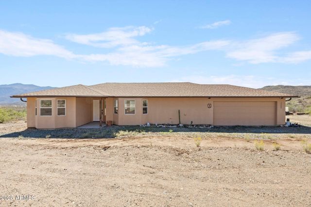 17200 S Dripping Springs Road, Mayer, AZ 86333