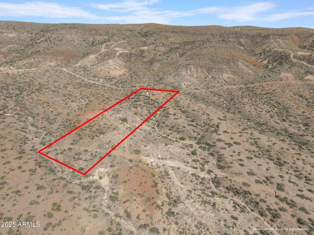 17200 S Dripping Springs Road, Mayer, AZ 86333