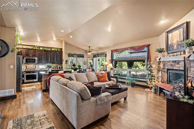 208 Green Rock Place, Monument, CO 80132