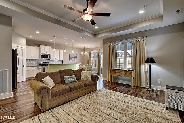 1417 Lemongrass Drive, Jonesborough, TN 37659