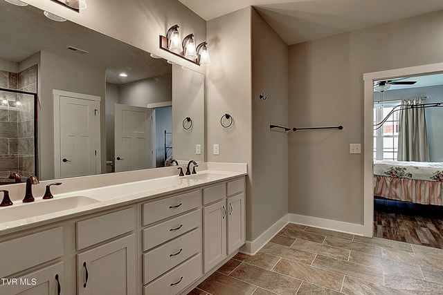 1417 Lemongrass Drive, Jonesborough, TN 37659